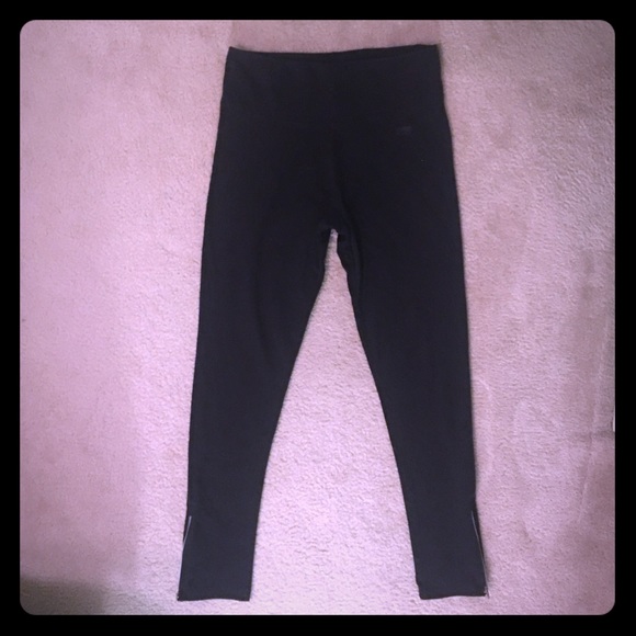 Marika Pants - Marika full length zipper leggings